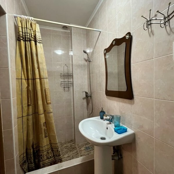 Трёхместный Классический номер. Гостевой дом "Заря". Лазаревское Трёхместный Классический номер. Гостевой дом "Заря". Лазаревское