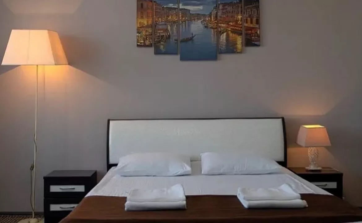 2-х местный номер с балконом на первом этаже. База отдыха "Скурча". Сухум