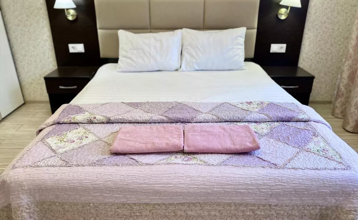 Двухкомнатный комфорт 4+1. "Брио" частный сектор. Геленджик Двухкомнатный комфорт 4+1. "Брио" частный сектор. Геленджик