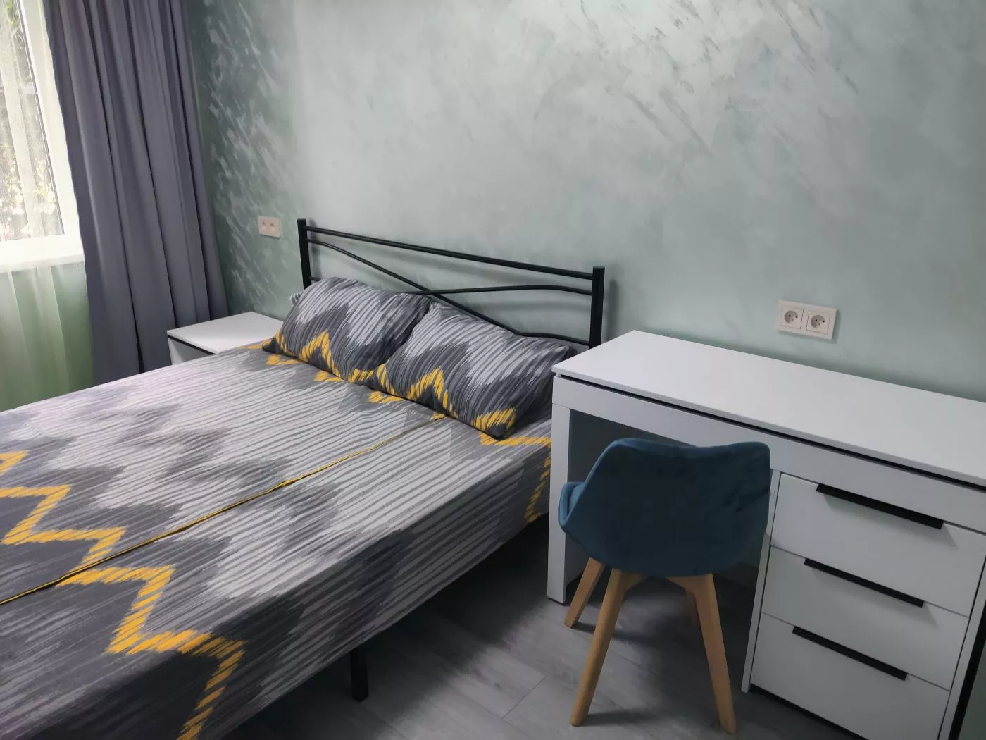 . Квартира в многоквартирном доме У моря Гочуа 15. Квартиры в Пицунде