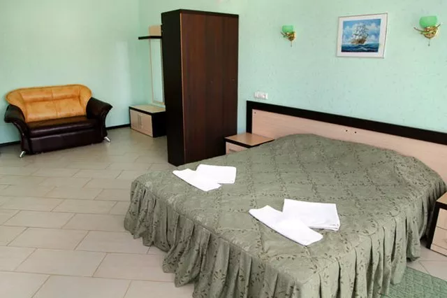 3-х местный номер . Отель "Бумеранг". Витязево