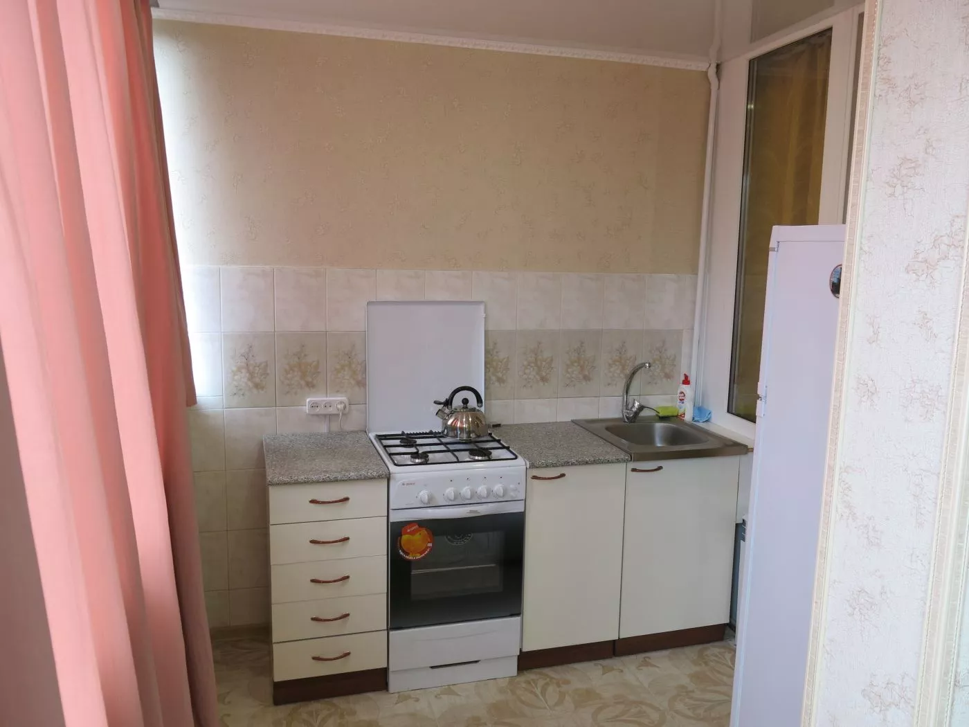 . Квартира в многоквартирном доме Квартира в сердце Сочи. Сочи