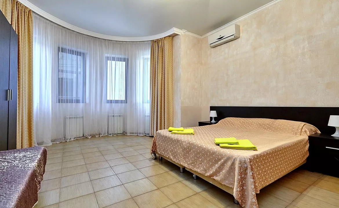 3-х местный стандарт. Гостевой дом "ВИКТОРИЯ". Геленджик 3-х местный стандарт. Гостевой дом "ВИКТОРИЯ". Геленджик