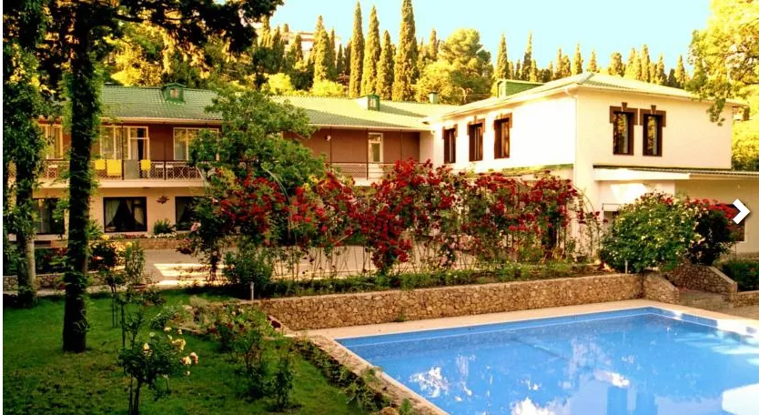 . Гостиница Спарта. Ялта