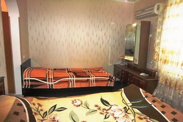 3-4-х местные с удобствами на блок. Гостевой дом "Галина" - Витязево. Витязево