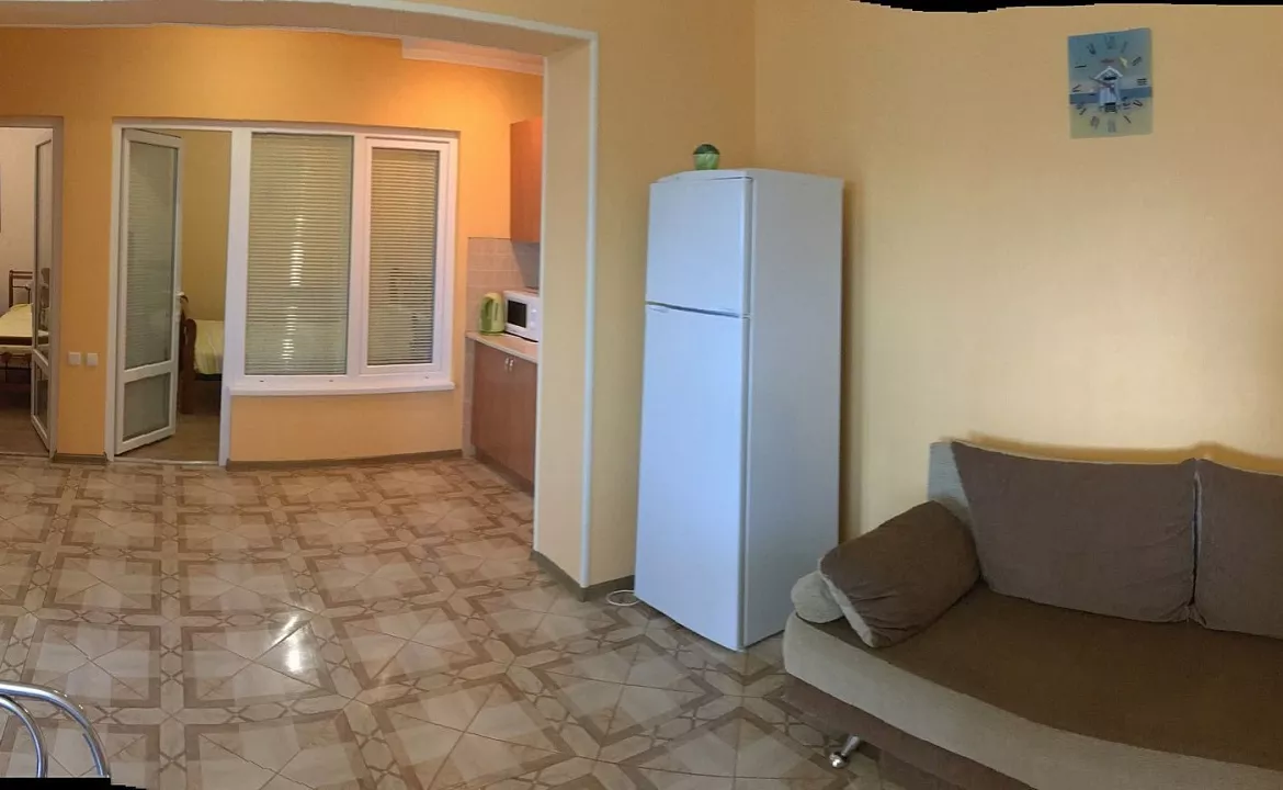 Номер с террасой шестиместный. Эллинг "Селена". Отрадное