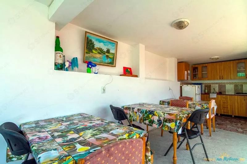 . Гостевой дом "Вилла АлКар". Лоо