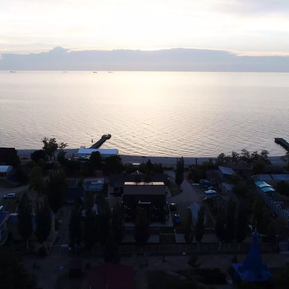 . Серф-отель YEISKWIND. Ейск