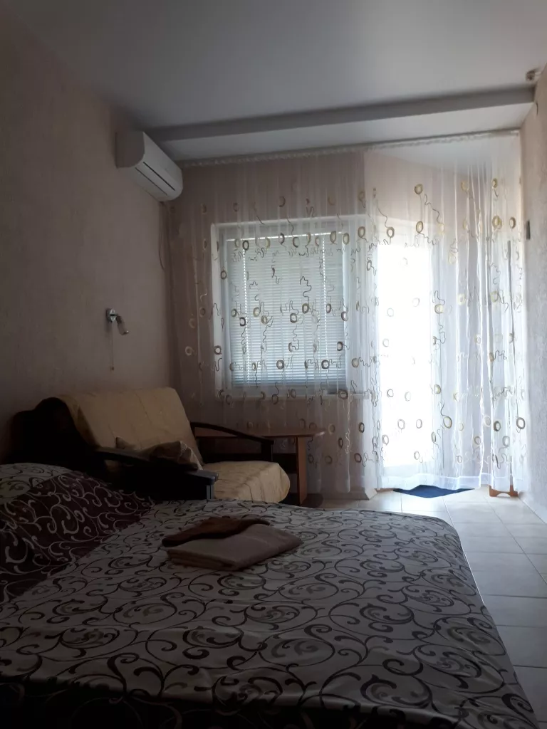 . Гостевой комплекс Номер у моря в Любимовке,  ТК"Любоморье" . Севастополь