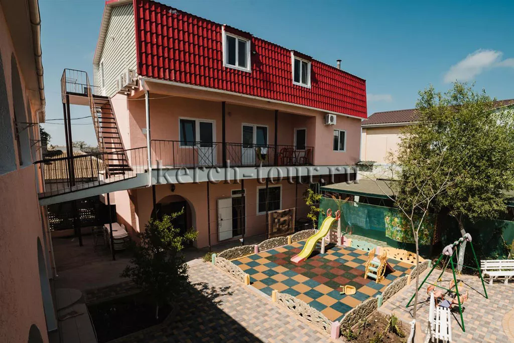 . Гостевой дом «Коктебель». Керчь