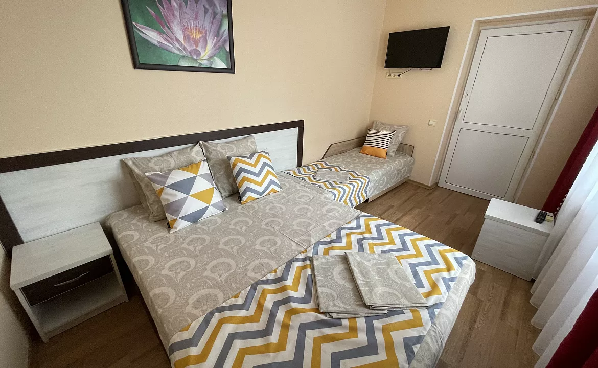 Однокомнатная квартира с кухней на 2 этаже. Гостевой дом "Виктория". Лазаревское Однокомнатная квартира с кухней на 2 этаже. Гостевой дом "Виктория". Лазаревское