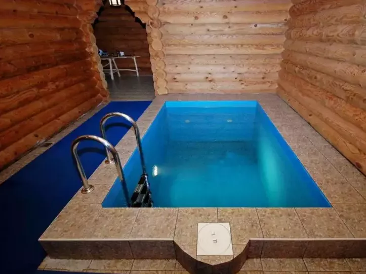 . Отель «Националь». Домбай-гостиницы