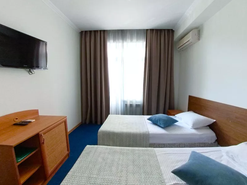 Двухкомнатный номер (1 категории ). Гостевой дом "Орион". Анапа