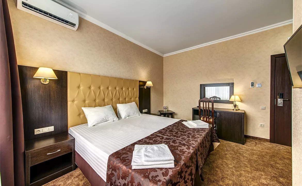 Стандарт. Отель «Оскар». Геленджик