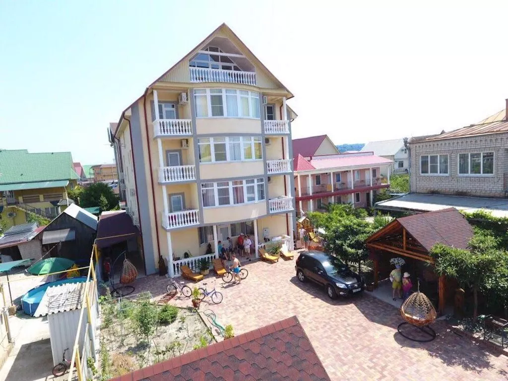 . Гостевой дом "Инсайт Хаус". Адлер