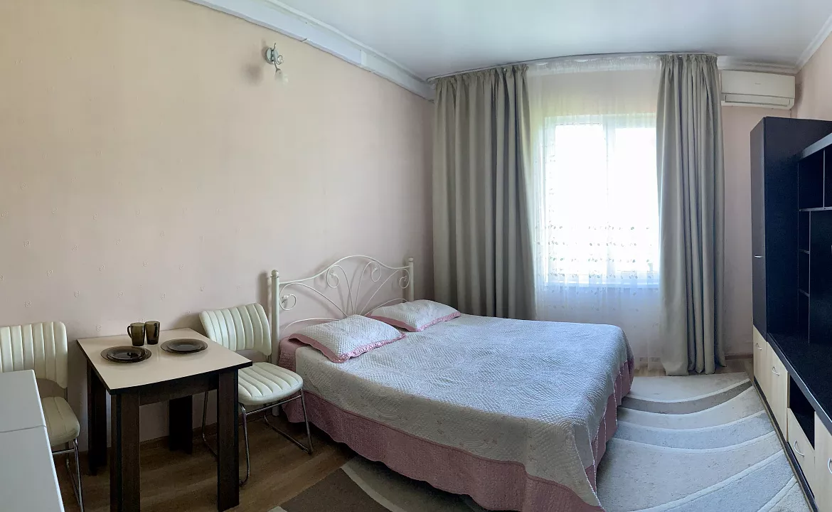 2-х местный ЛЮКС. Гостевой дом Калина. Гагра