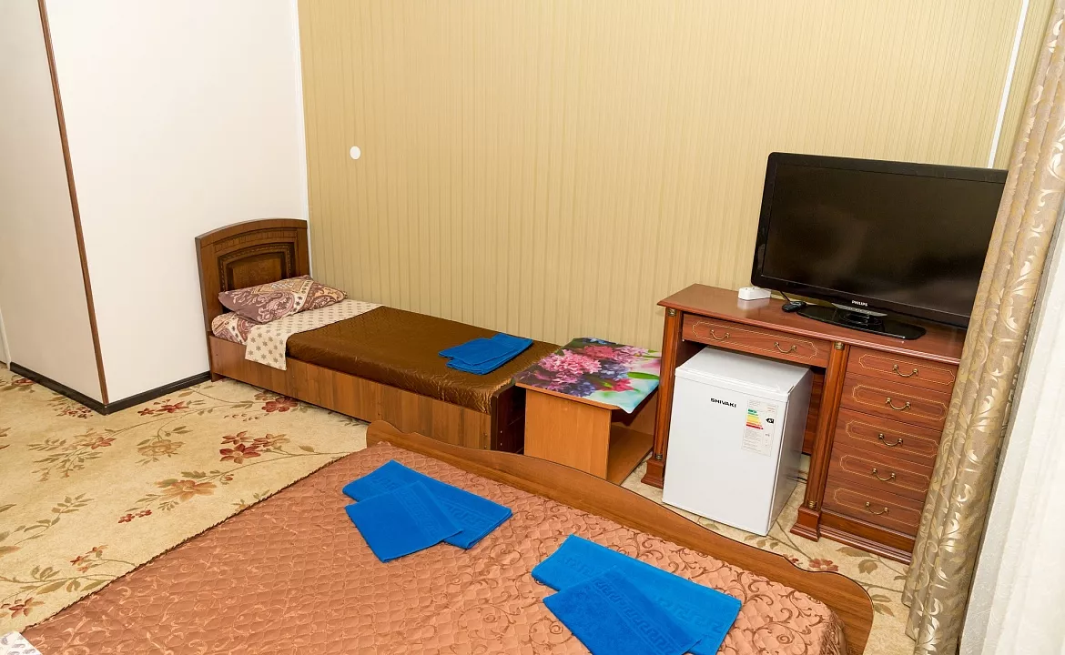 Пятиместный номер класса стандарт со всеми удобствами. Гостевой дом "Ника" - Анапа. Анапа Пятиместный номер класса стандарт со всеми удобствами. Гостевой дом "Ника" - Анапа. Анапа