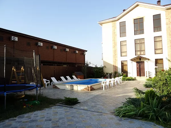 . Гостиница "Лучана". Нижнее Джемете