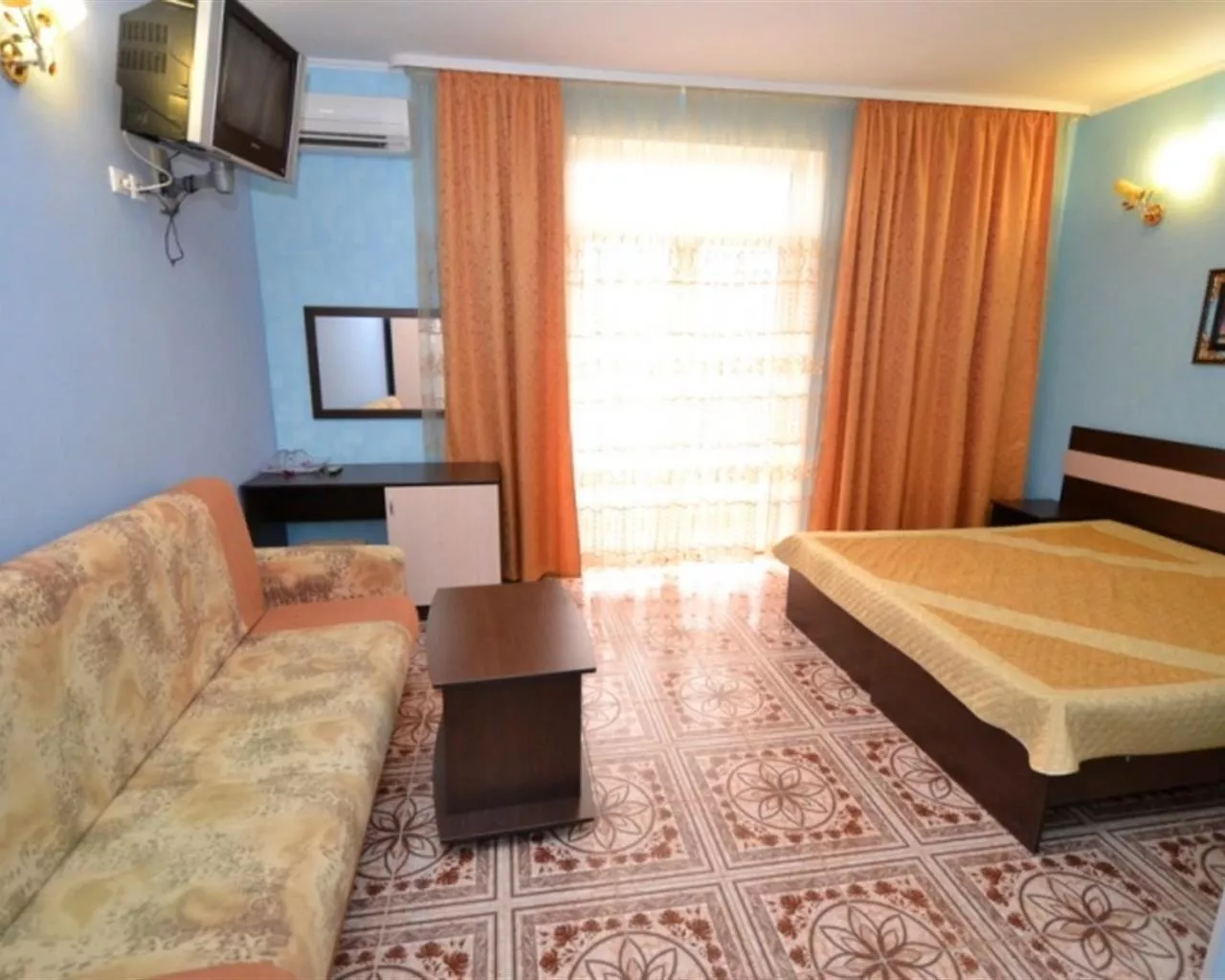 . Отель "Мармелад". Витязево . Отель "Мармелад". Витязево