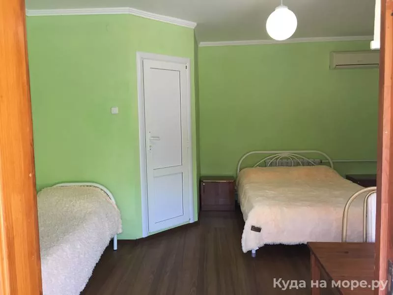 . Гостевой дом ВИКТОРИ. Кучугуры