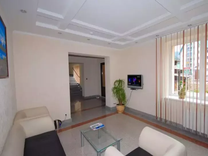 . Отель «Националь». Домбай-гостиницы