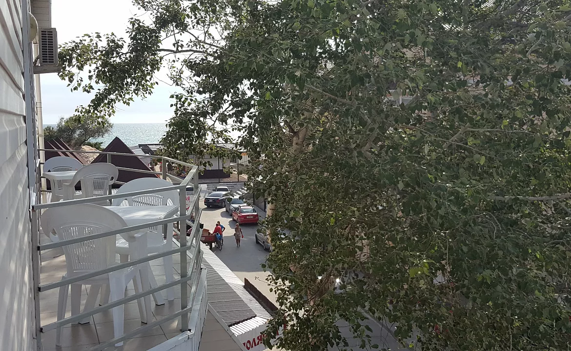 Люкс со смежным балконом 2хместный. Отель АСТОН. Нижнее Джемете