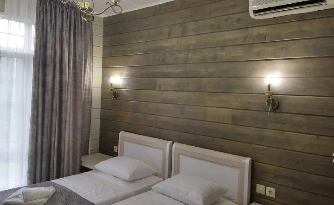 Номер с раздельными кроватями . Гостиница Гагра. Гагра