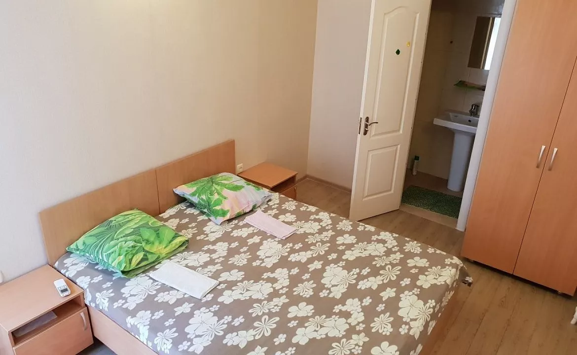 Стандарт . Вилла "У Кота". Лазаревское