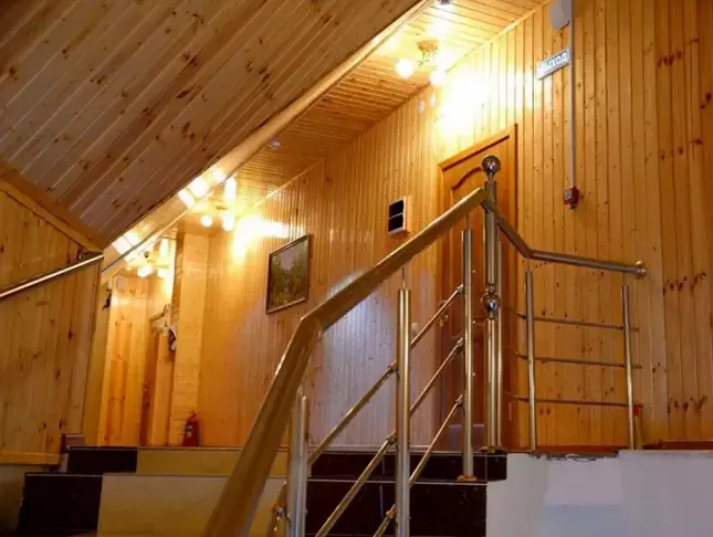 . Отель «GOLD STAR». Домбай-гостиницы