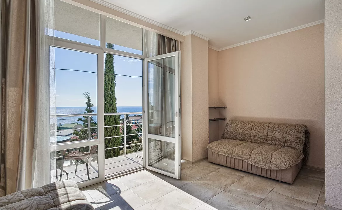 Квартира-студио №3. Квартира в многоквартирном доме Видовые апартаменты в Мисхоре. Кореиз Квартира-студио №3. Квартира в многоквартирном доме Видовые апартаменты в Мисхоре. Кореиз