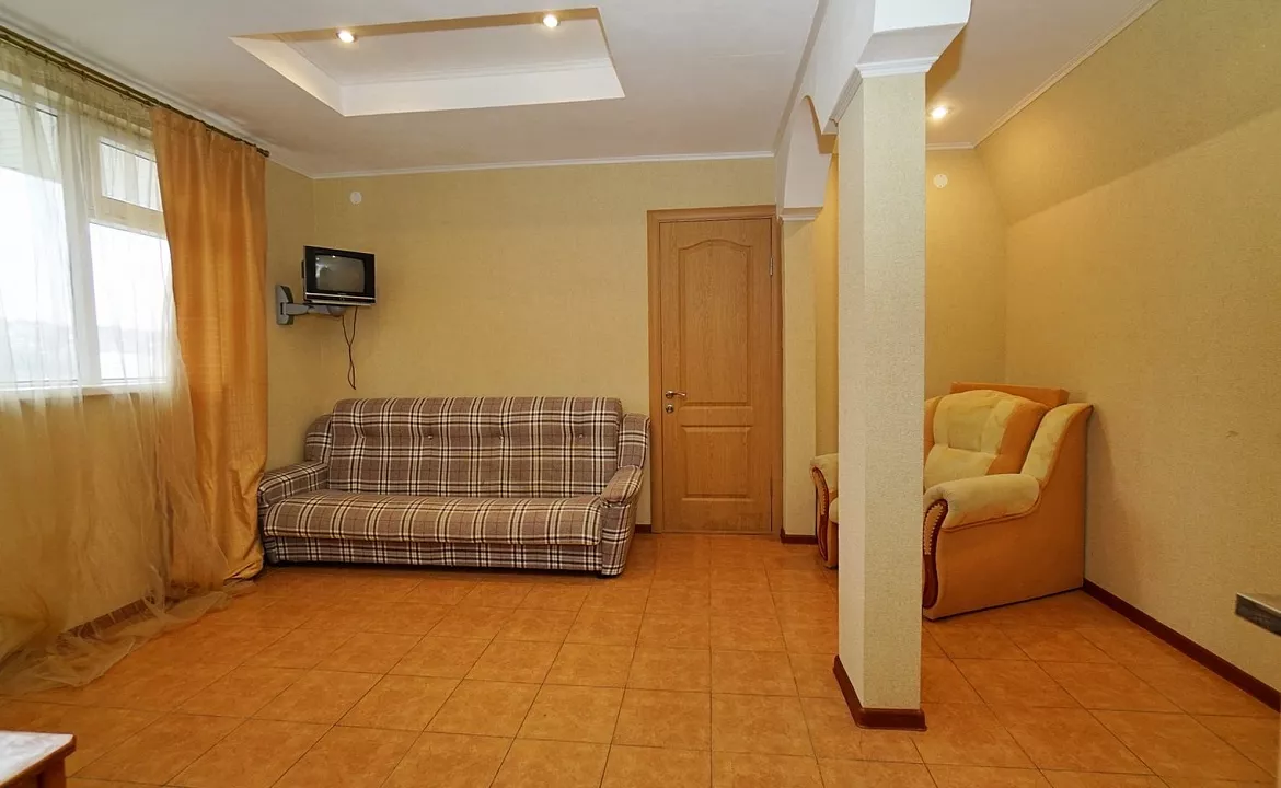 3-КОМНАТНЫЙ НОМЕР С МИНИ КУХНЕЙ Вместимость до 6 мест. Гостевой дом "Лето". Лазаревское 3-КОМНАТНЫЙ НОМЕР С МИНИ КУХНЕЙ Вместимость до 6 мест. Гостевой дом "Лето". Лазаревское