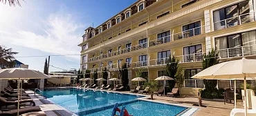 Отель "GRAND-SHATO" в Ольгинке       