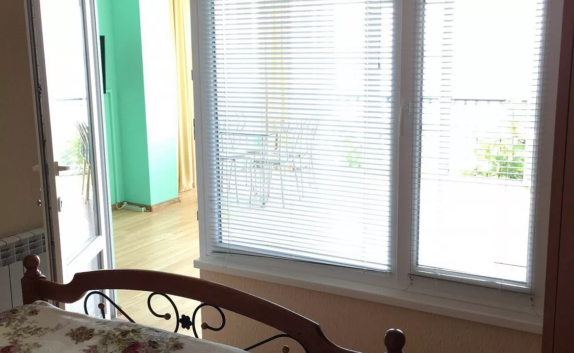 Семейный номер с французским балконом. Эллинг "Селена". Отрадное