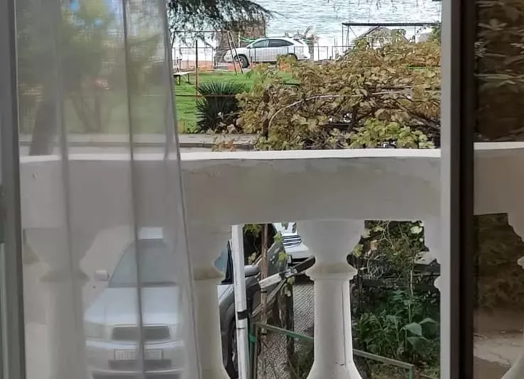 Двухместный номер с балконом. Гостиница  "Sea Zone" . Пицунда Двухместный номер с балконом. Гостиница  "Sea Zone" . Пицунда