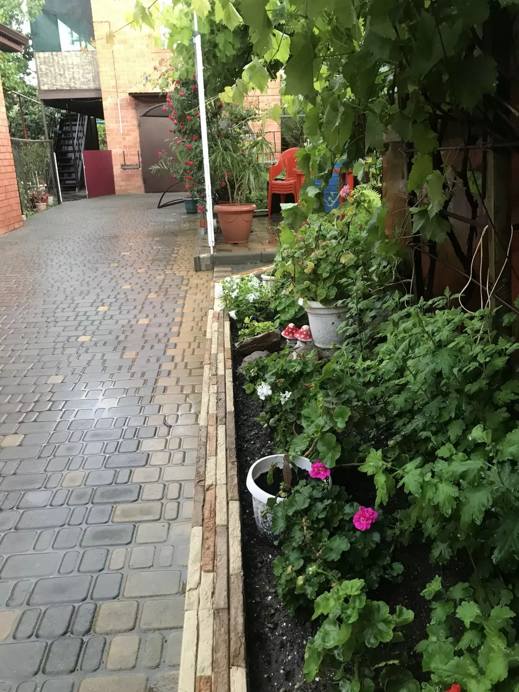 . Гостевой дом Алмаз . Ейск