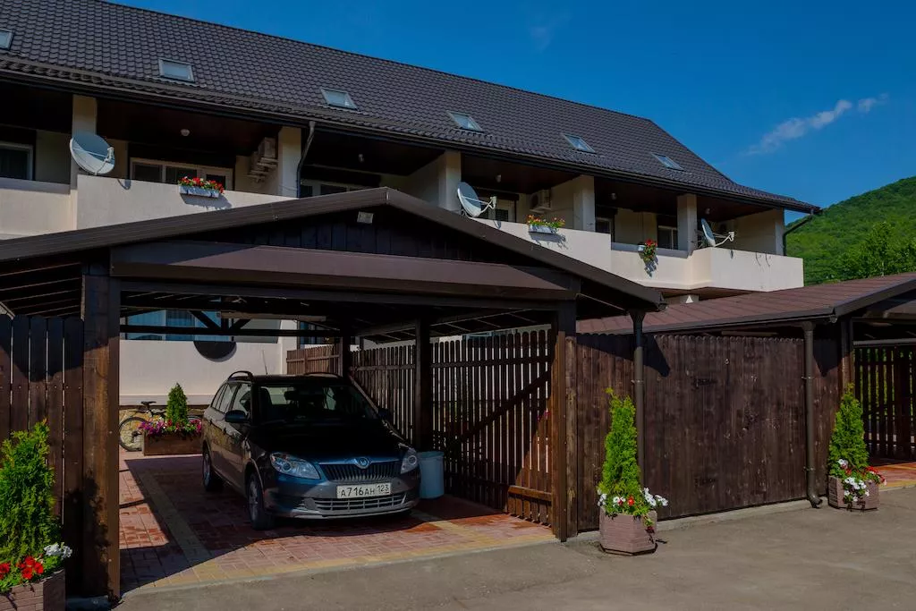 . Гостевой дом "Вилла Welcome" . Криница