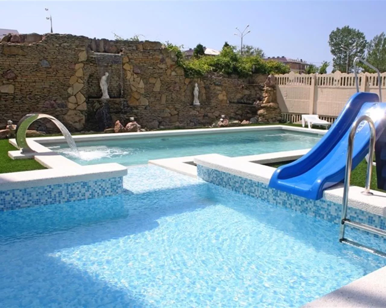 . Отель Капитан Морей. Анапа