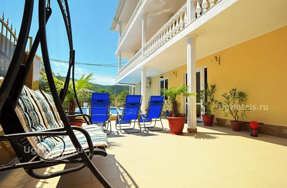 . Гостевой дом "Родос". Кабардинка