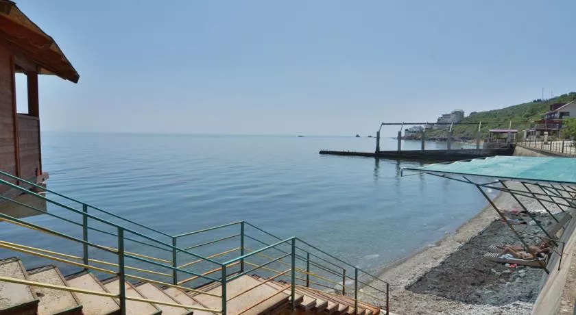 . Отель "Кучук-Ламбат". Бондаренково