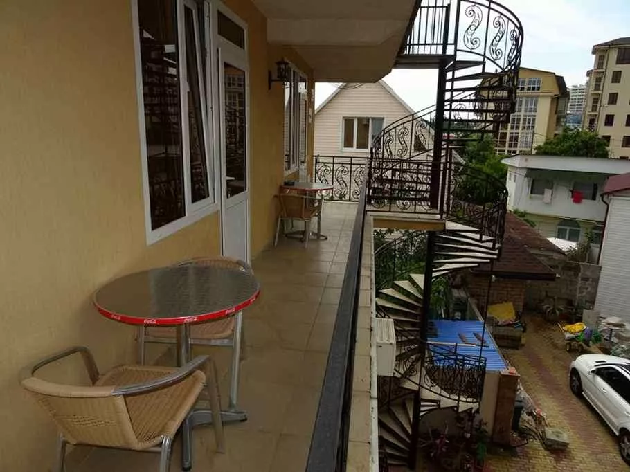 . Гостевой дом "Мзымта" . Адлер