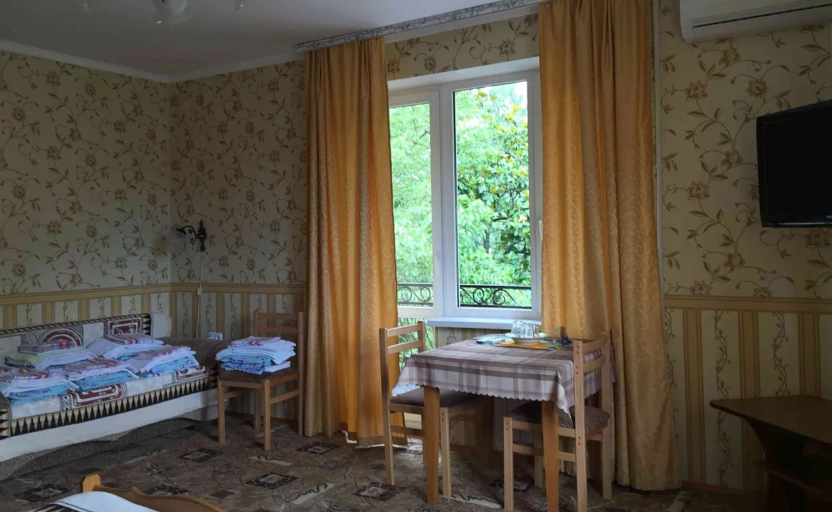 Четырёхместная комната. Частный сектор У Дарьи. Лазаревское