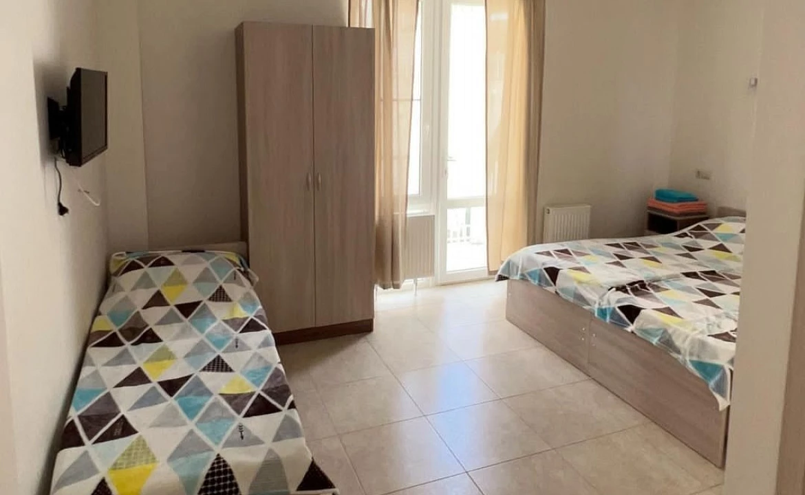 Гостевой дом с 3х мест нлмерами. База отдыха Как дома. Ольгинка