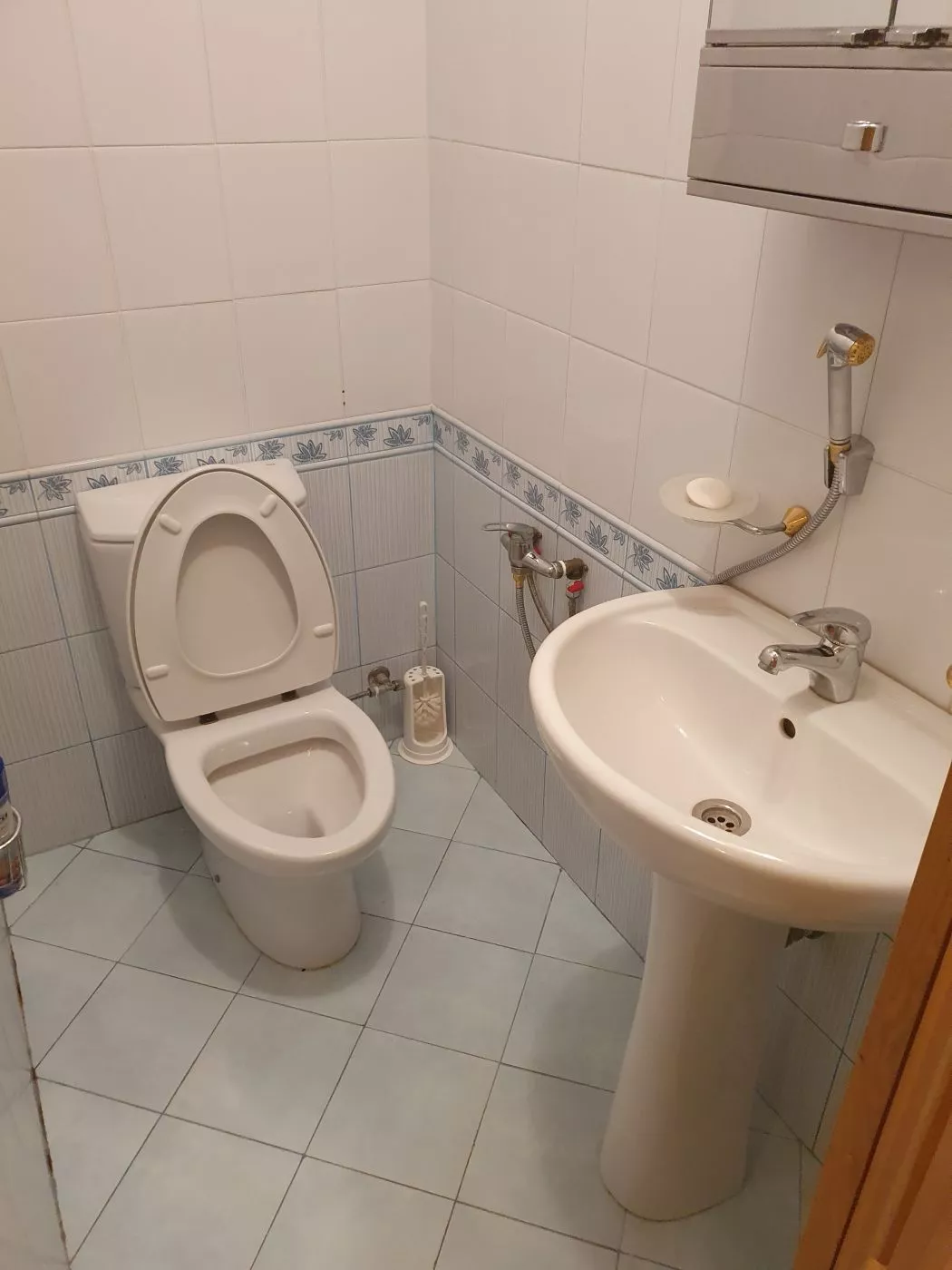 . Квартира в многоквартирном доме Двухкомнатная квартира Кольцевая 2. Квартиры в Лазаревском