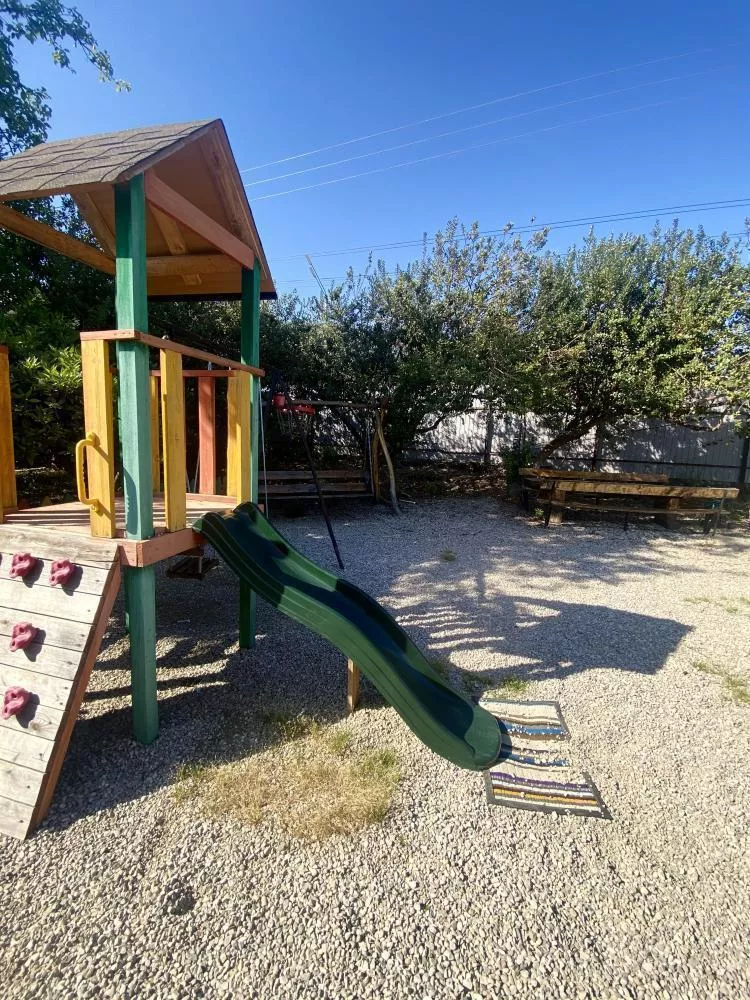 . Гостевой дом "Ролан". Новый Афон