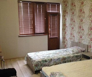 Трёхместный номер 1 этаж. Гостевой дом "Private house". Трёхместный номер 1 этаж. Гостевой дом "Private house".