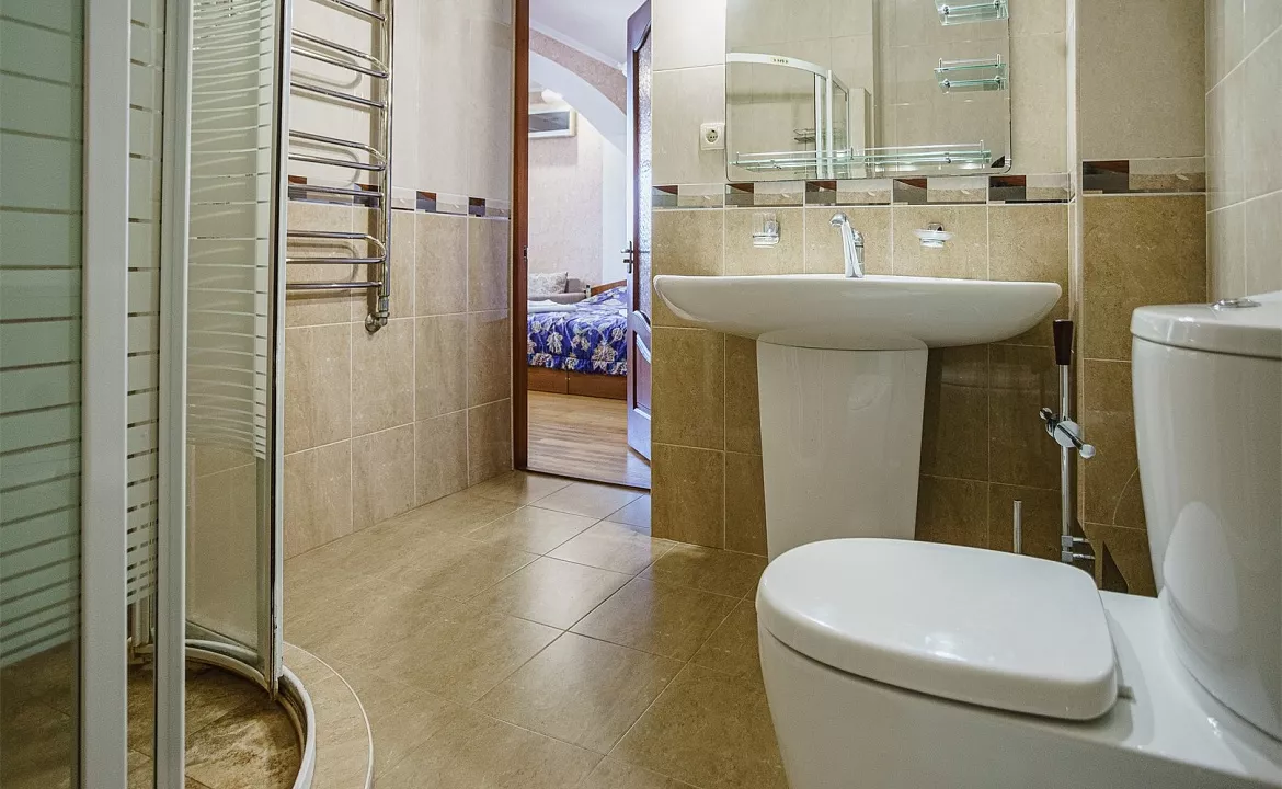 Апартаменты однокомнатные с большим гардеробом 10. Гостевой дом Лиана. Ливадия