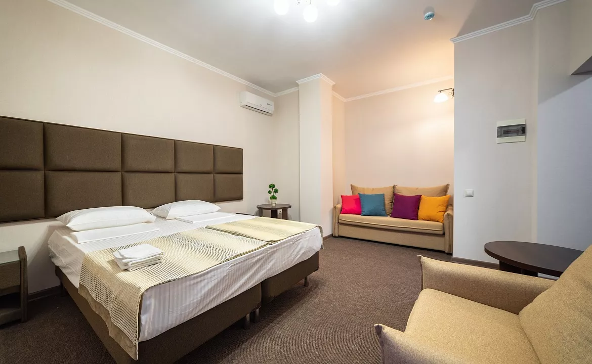 Полулюкс. Отель MiGal. Сочи