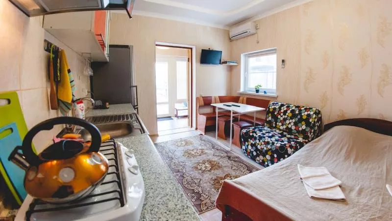 . Гостевой дом "Гостевые домики" . Горячий ключ