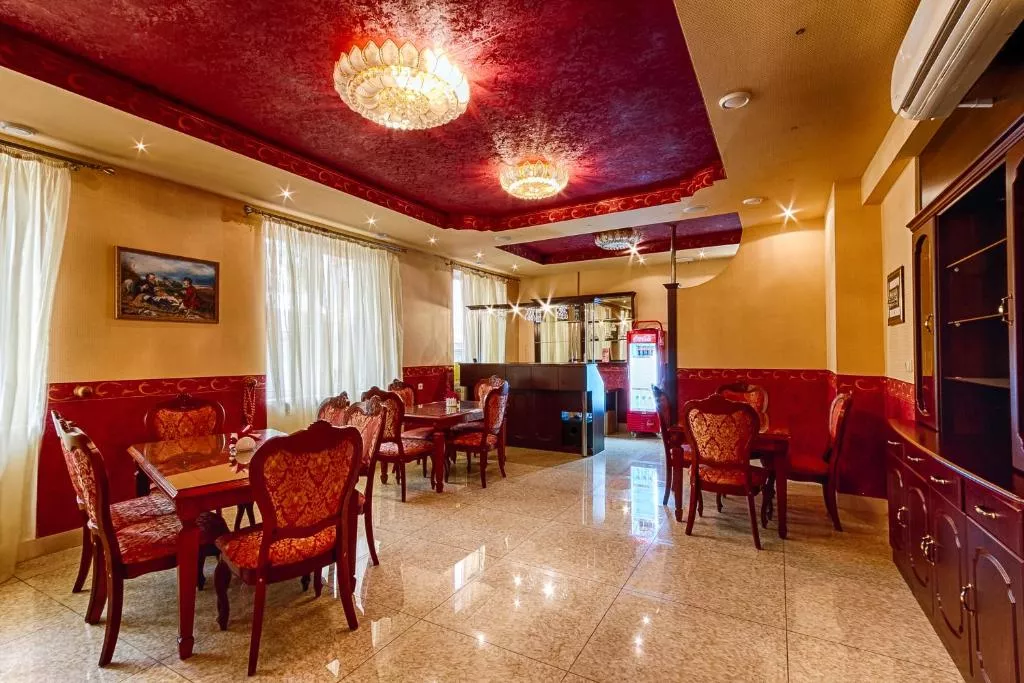 . Гостиница "Круиз". Геленджик