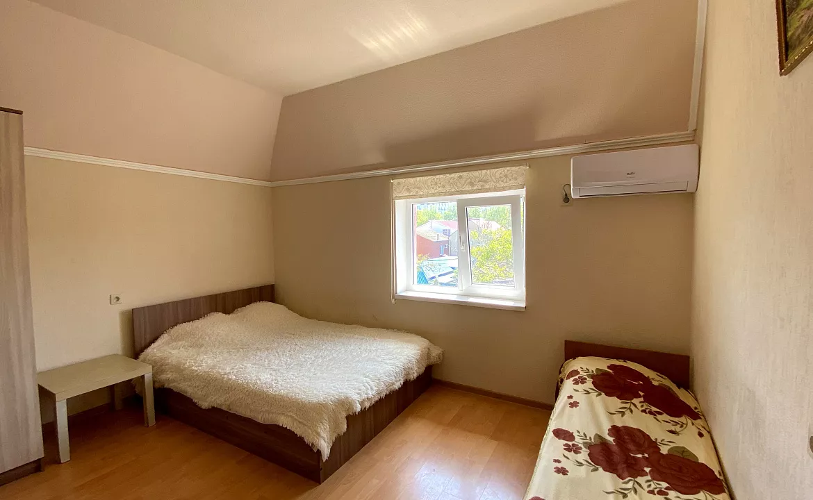 Комфортный трехместный номер. Гостевой дом Гостевой дом «Алина». Анапа Комфортный трехместный номер. Гостевой дом Гостевой дом «Алина». Анапа